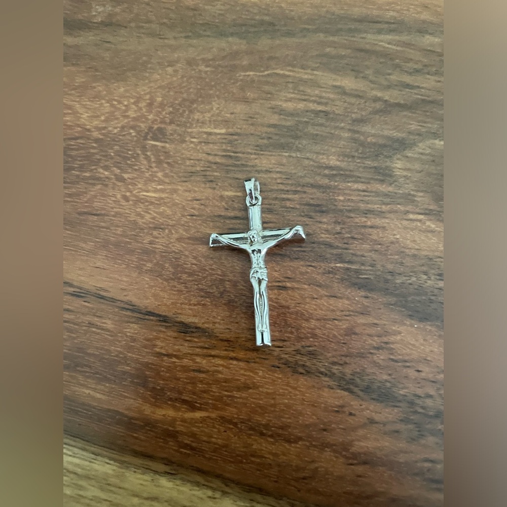 Silver Cross Pendant